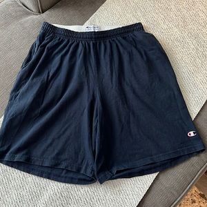 Champion Loose-fitting Shorts